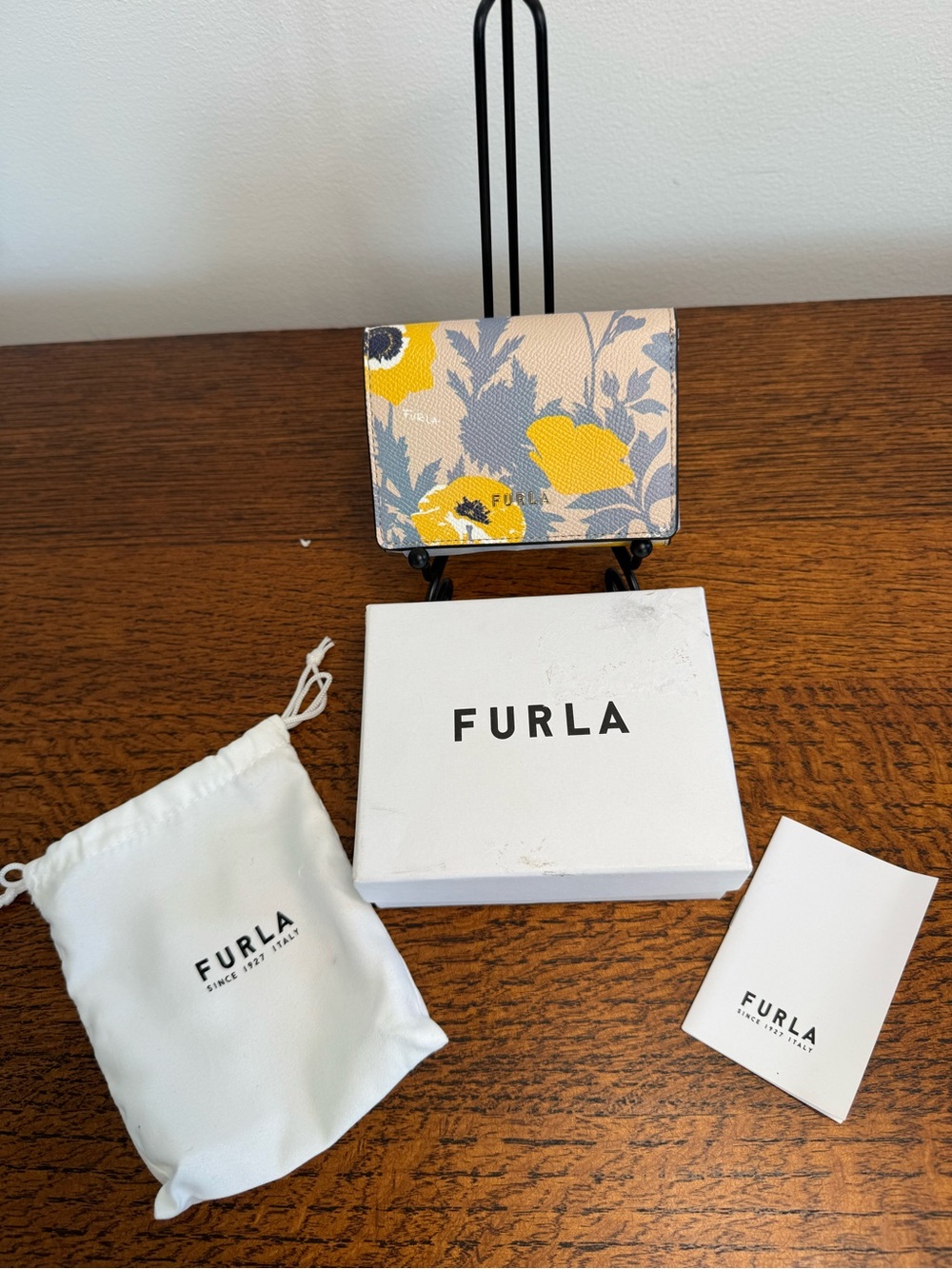 NIB Furla Classic Trifold Leather Wallet Floral Pattern